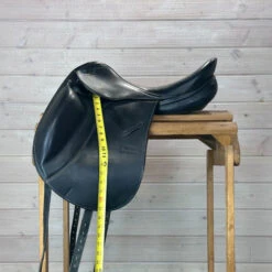 Used Stubben Portos Dressage Saddle 17.5/MW -Horse Supplies Store 330 Flap Length 75999.1686181837